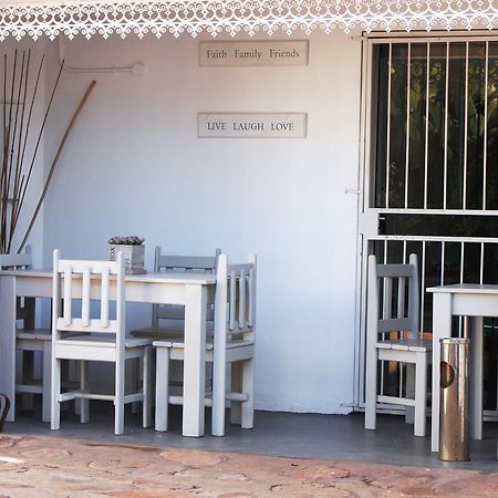 Golden Key Guesthouse Vredenburg エクステリア 写真